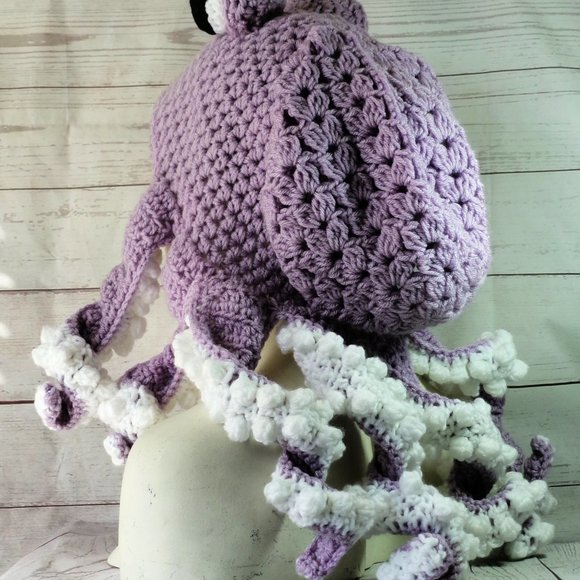Crochet Octopus Hat Adult Size in Lavender and White main image 4